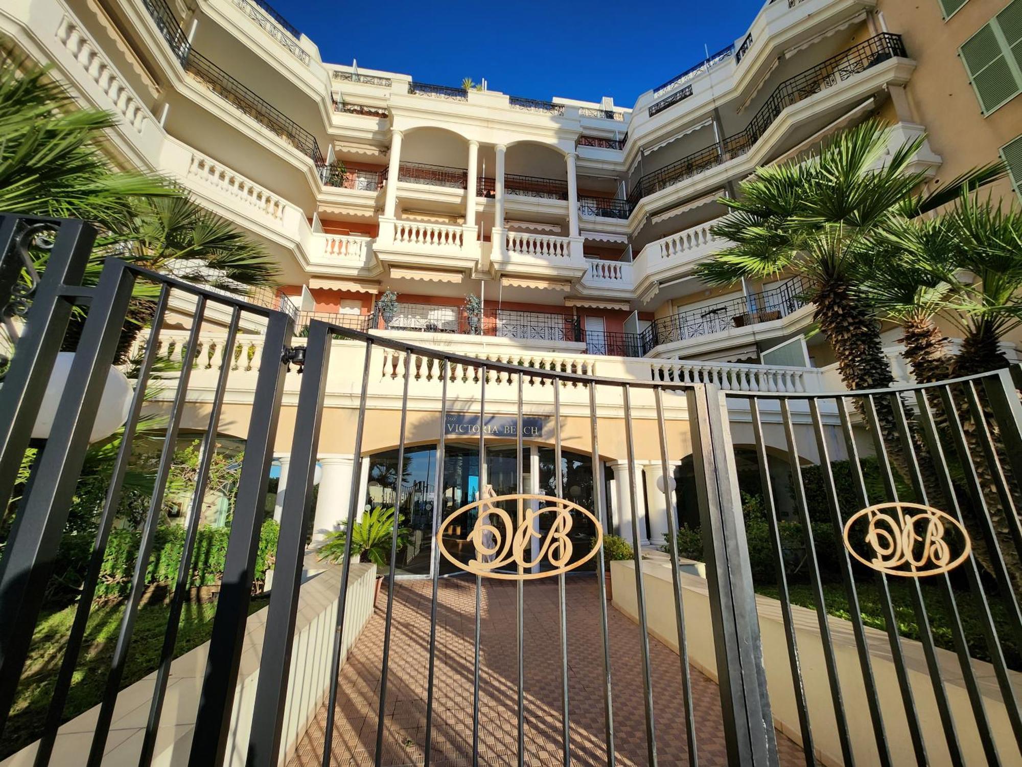 Exclusive Panoramic Sea View In Victoria Beach 멍똥 외부 사진